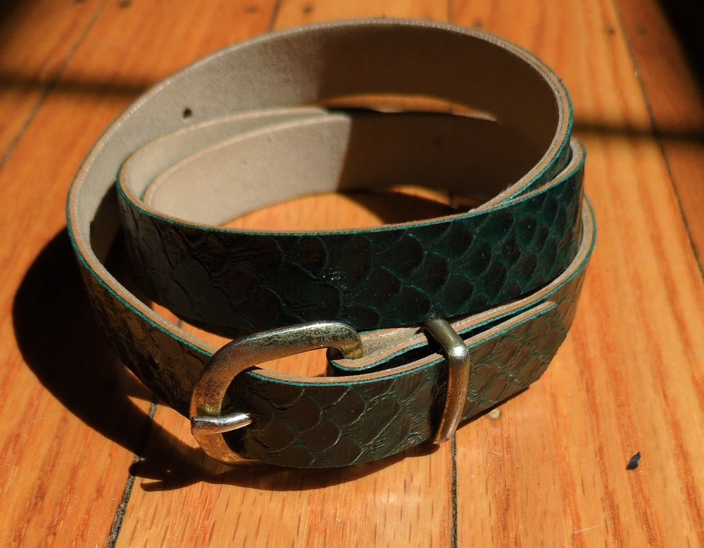 Vintage Emerald Green Belt Reptile Print Brass Buckle 27.5–31.5" Waist